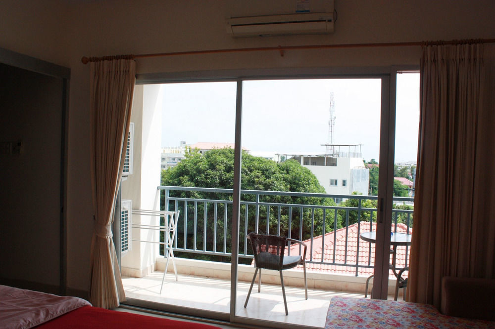 Baan Pak I-Un Hua Hin Hotel Exterior photo