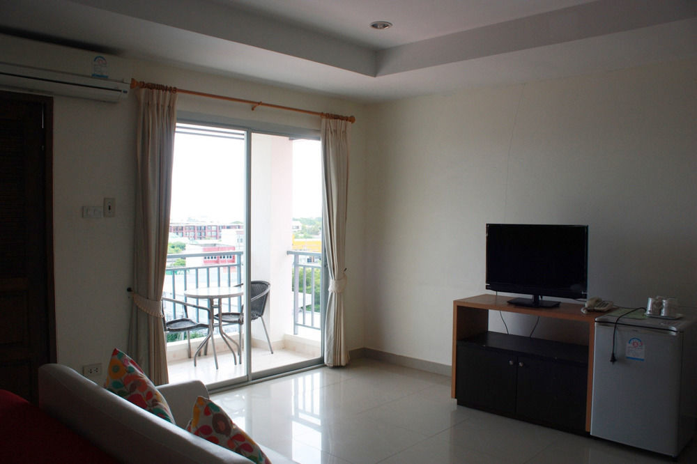 Baan Pak I-Un Hua Hin Hotel Exterior photo